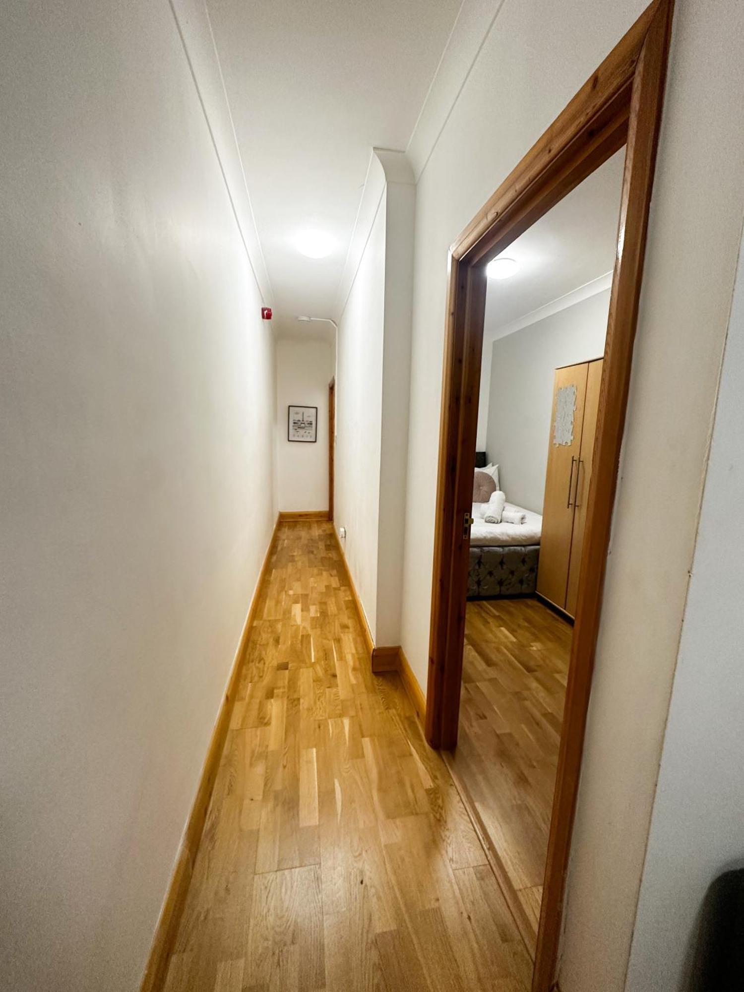 Grays Apartment ลอนดอน ภายนอก รูปภาพ